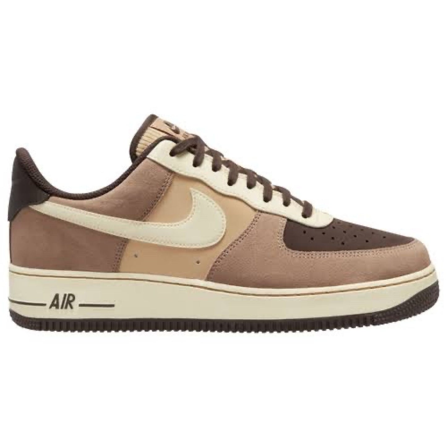 NIKE Air Force 1 '07 LV8 EMB